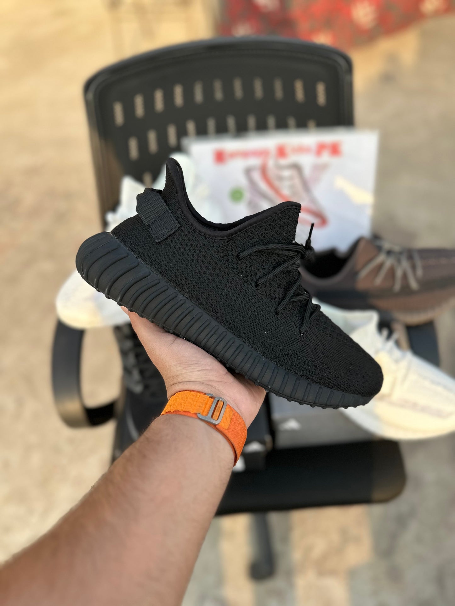 Yeezy 350 ( Reflectors )