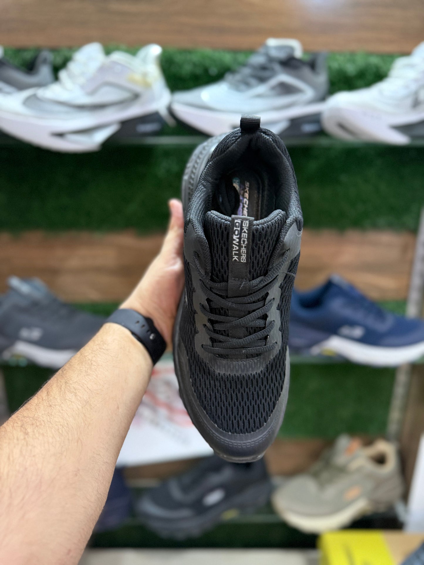 Skechers (3D Max Protect) Memory foam Inner sole