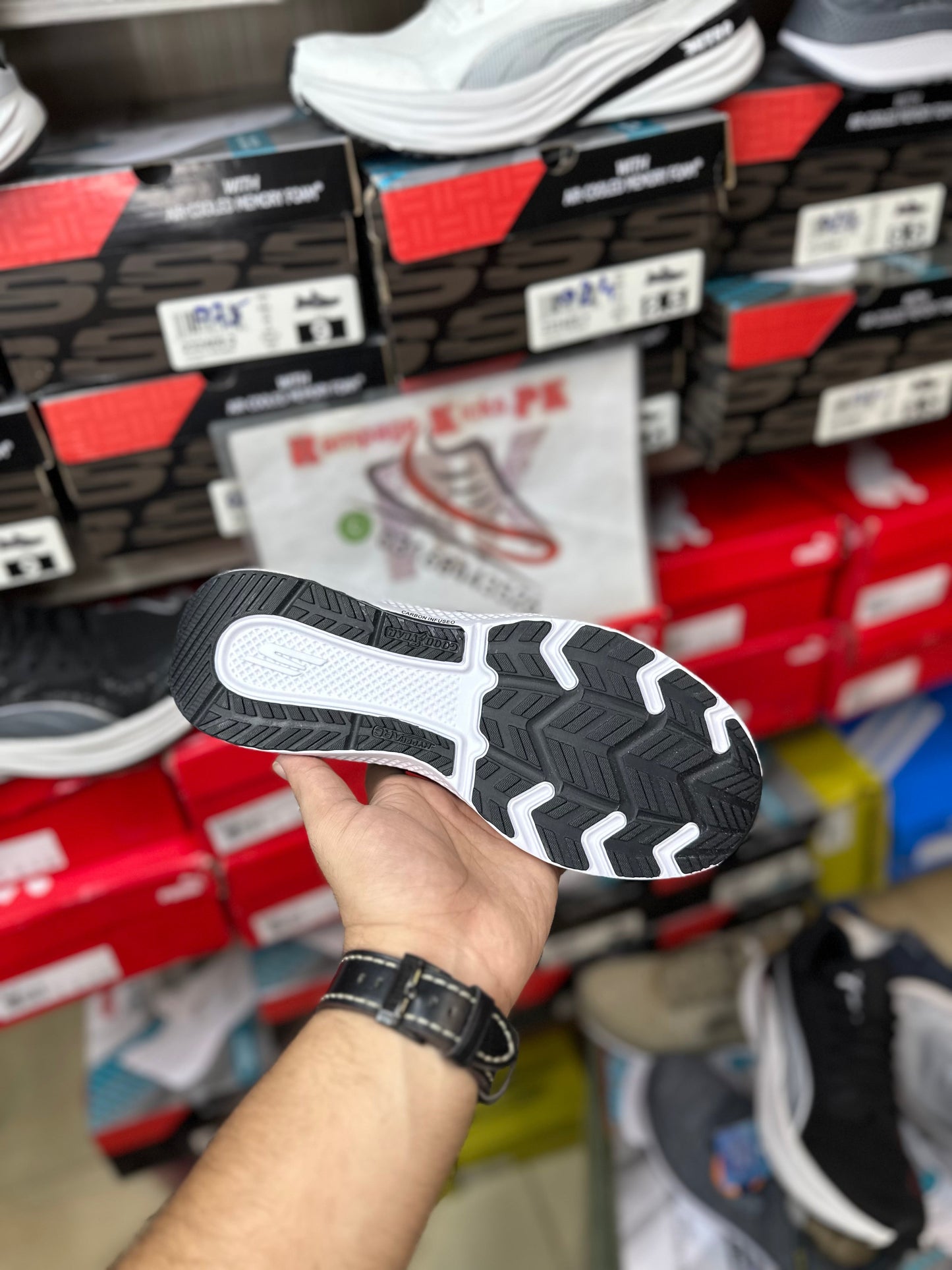 Skechers Arch Fit (Medicated Sole)