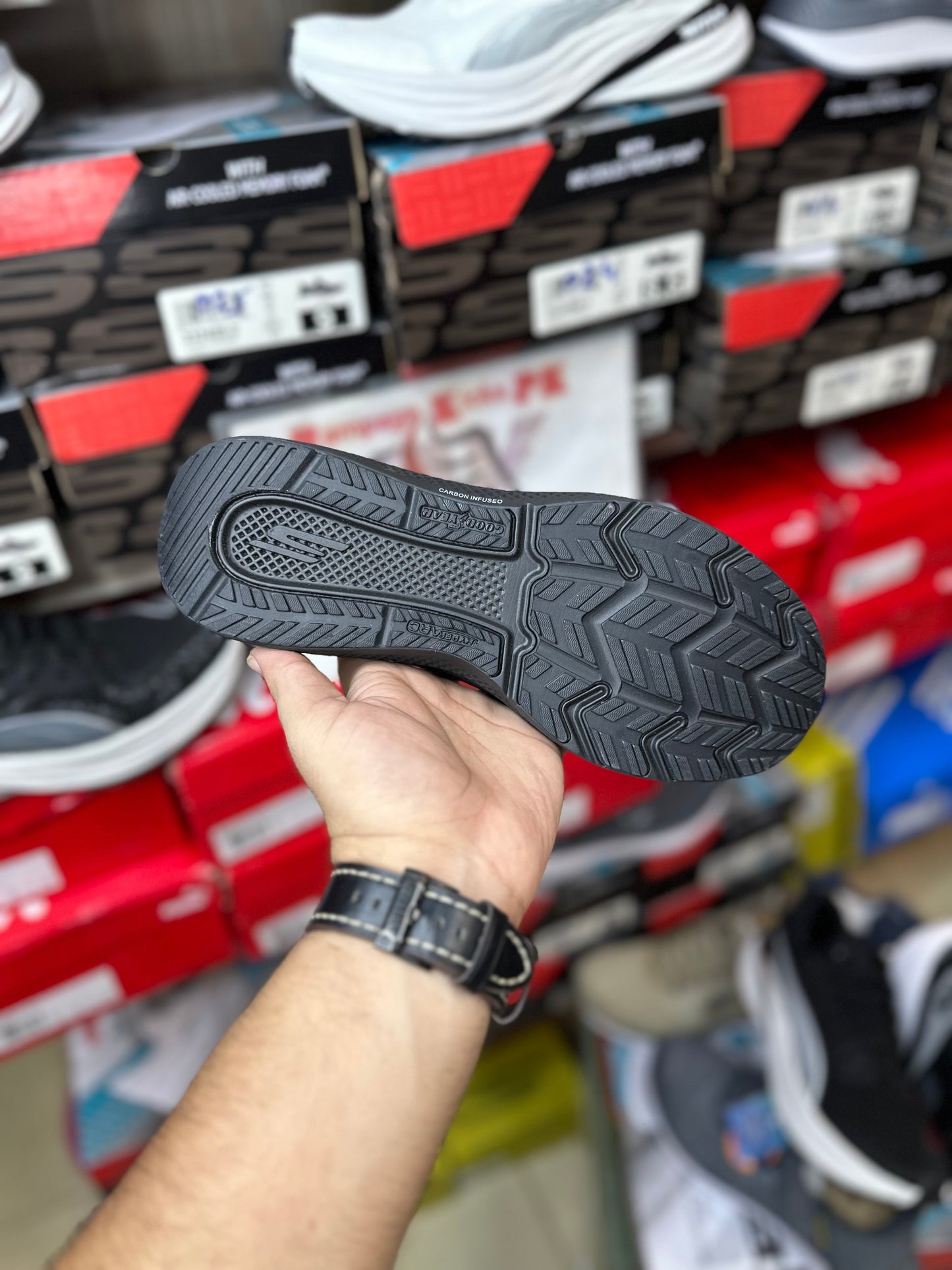 Skechers Arch Fit (Medicated Sole)