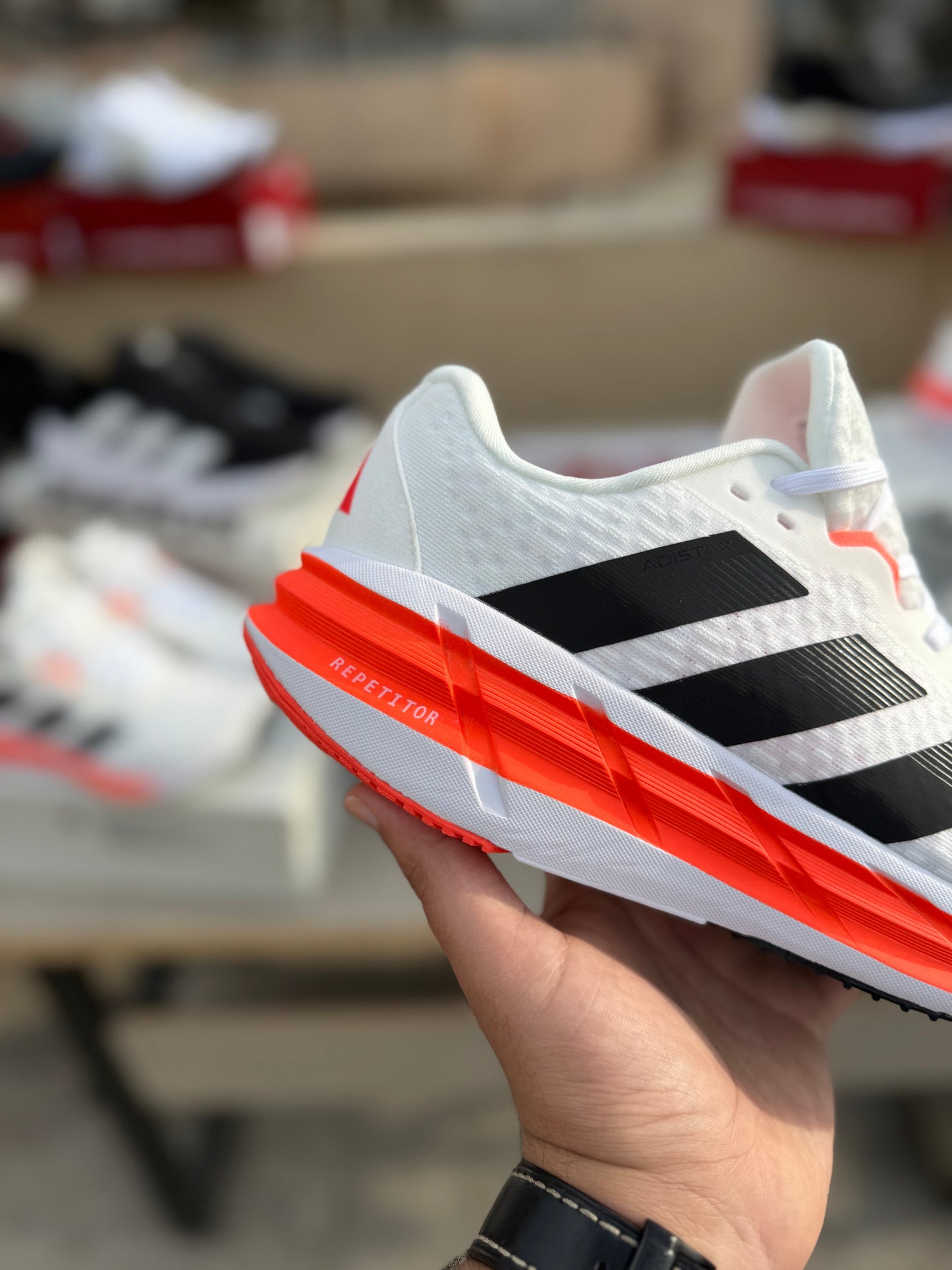 Adistar 3 (Repetitor Runners)