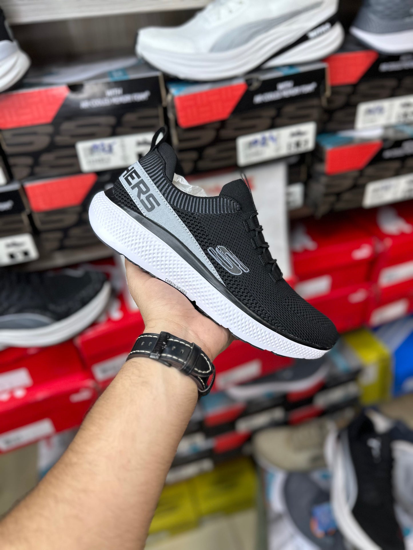 Skechers Arch Fit (Medicated Sole)