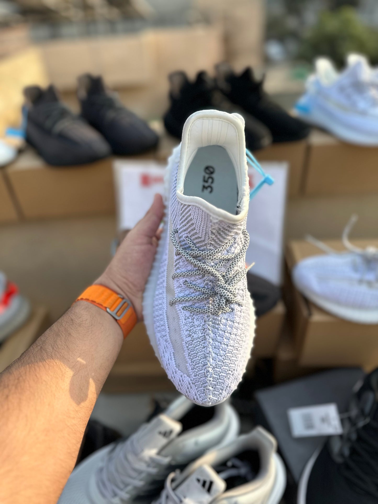 Yeezy 350 ( Reflectors )
